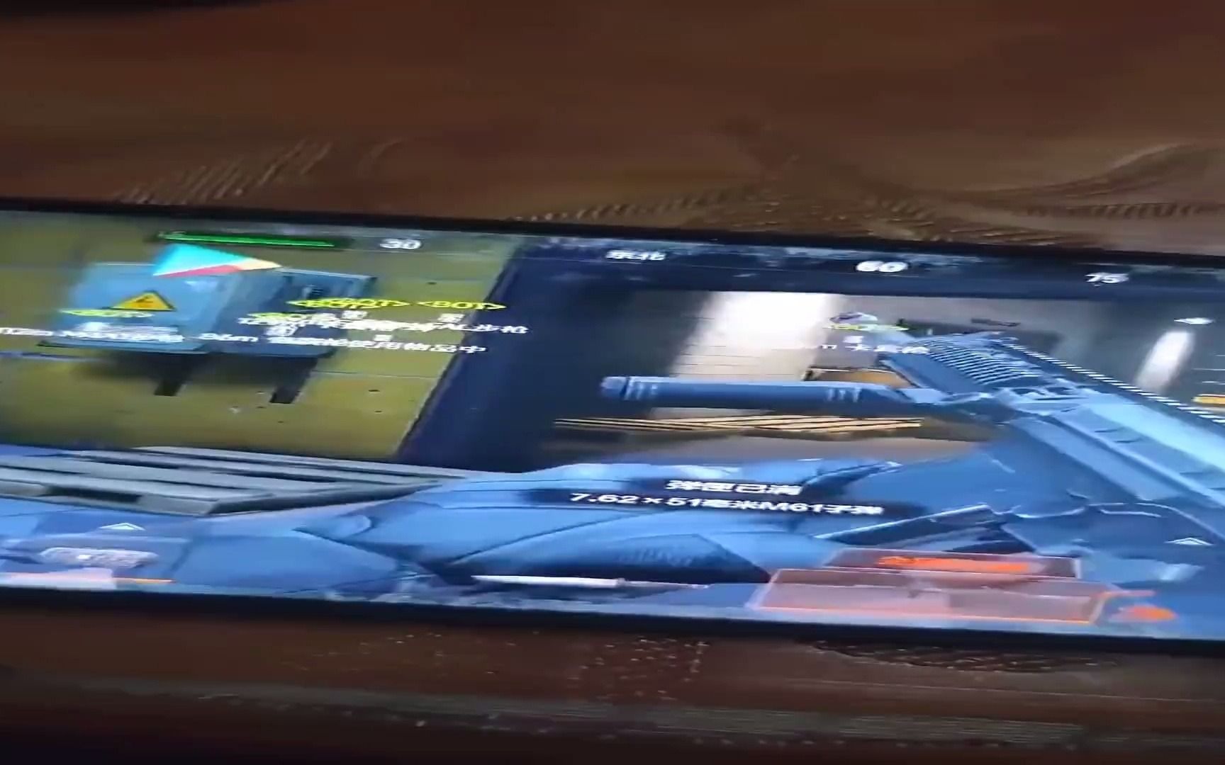 暗区突围外挂透视春天的时尚感，从解锁林允儿同款露腿姿势开始！